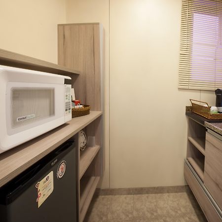 Radisson Oscar Freire Otel Sao Paulo Dış mekan fotoğraf A typical kitchenette