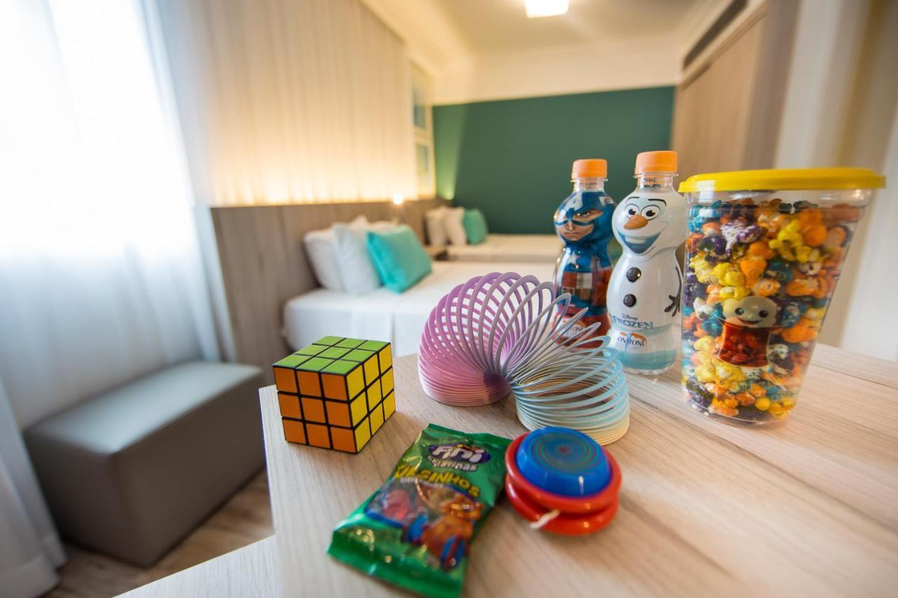 Radisson Oscar Freire Otel Sao Paulo Dış mekan fotoğraf A selection of fidget toys